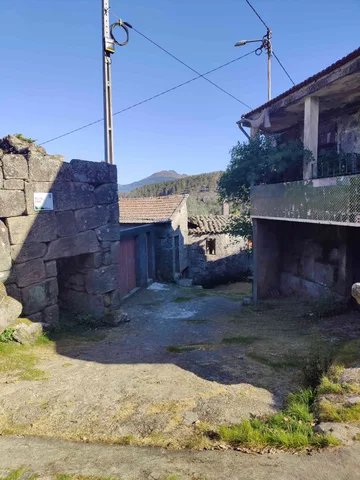 Parada de Monteiros — Abril 2026